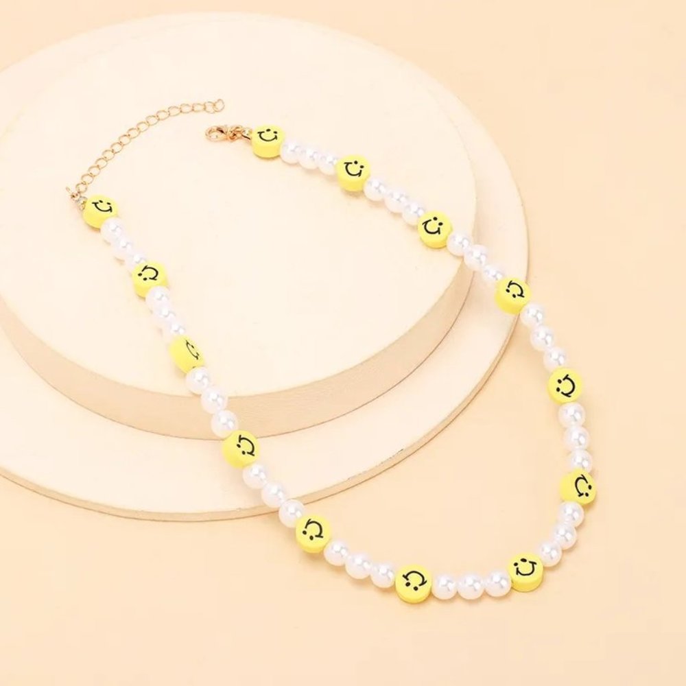 Y2K Yellow Smiley Face & Pearl Beaded Unisex Necklace NEW